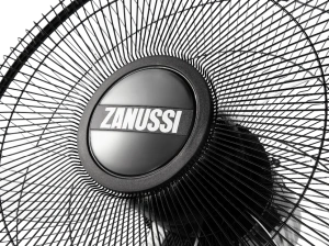 Вентилятор напольный ZANUSSI ZFF-907