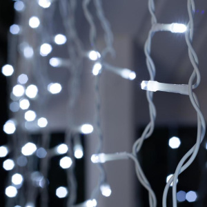 Электрогирлянда уличная LUAZON LIGHTING "Бахрома" 3х0,9м, УМС, белая нить, 232 LED, свечение белое, 220 В (2361653)