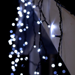 Электрогирлянда уличная LUAZON LIGHTING "Бахрома" 4х0,6м 180 LED, темна нить, свечение белое, 8 режимов, 220 (705917)